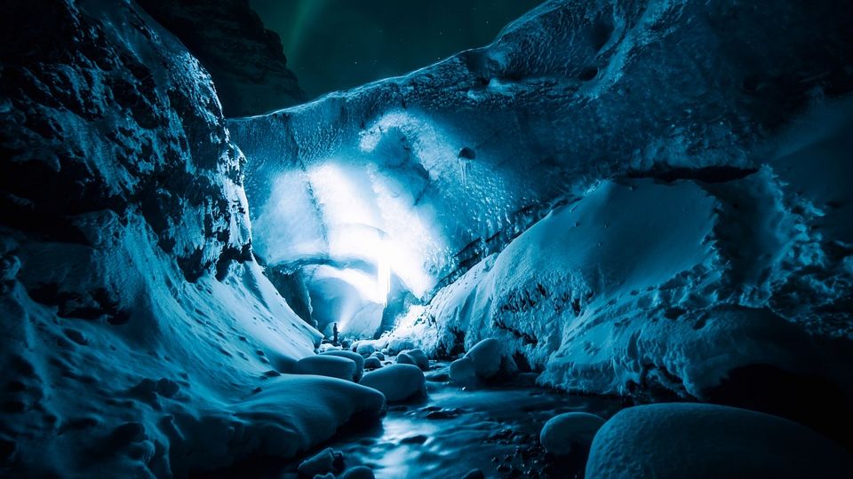 Под Антарктидой нашли уникальный подземный мир – ученые ошарашили невообразимыми сведениями 