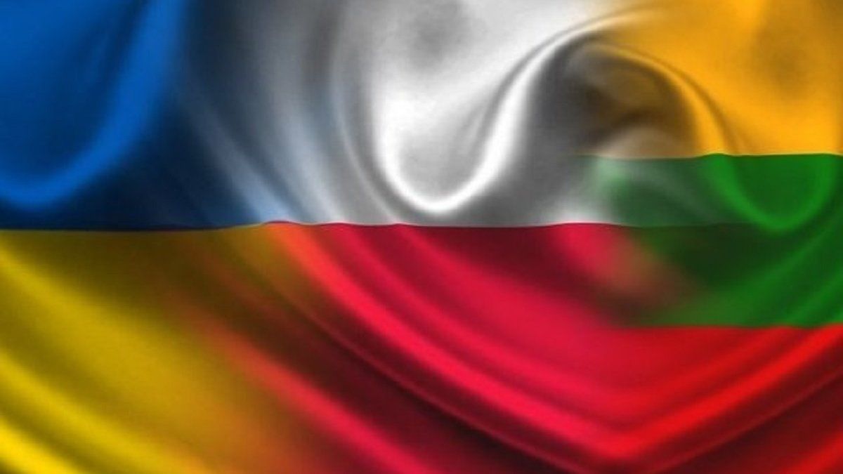 МИД Украины показал реальную мощь Люблинского треугольника