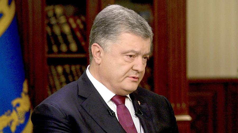 Порошенко озвучил точное количество вооружения России на границе с Украиной 