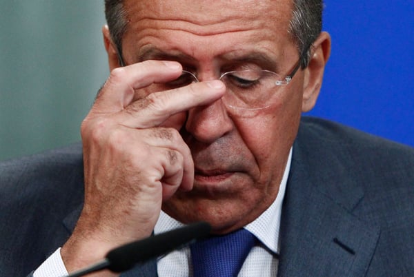 США жестко потребовали объяснения ответных санкций России: Лавров не мог связать двух слов, но изо всех сил пытался оправдаться перед Тиллерсоном