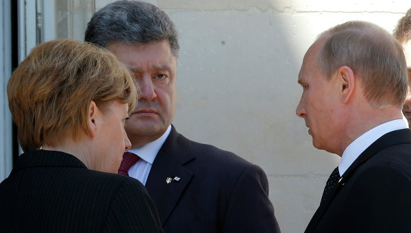Франция совместно с Германией хочет организовать новую встречу Порошенко и Путина