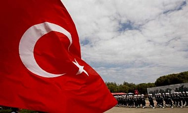 Турция больше не примет ни одного мигранта, если Греция не выдаст военных, принимавших участие в госперевороте - МИД