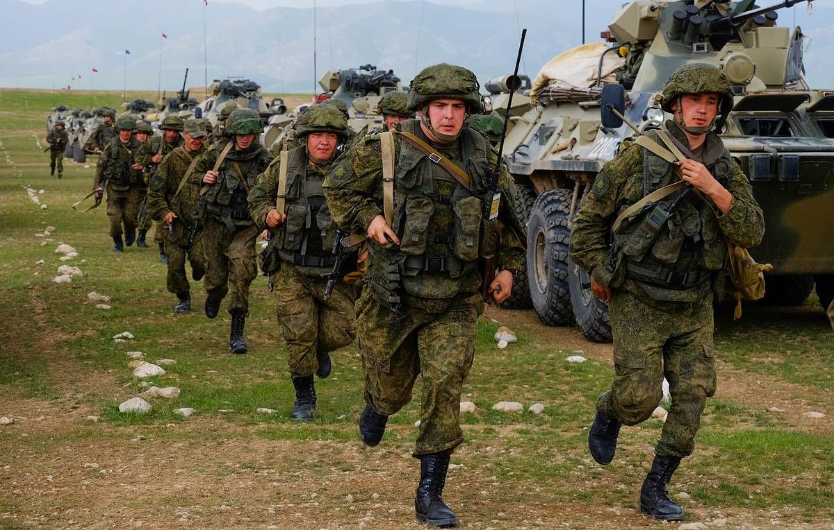 Як відповідь на "загрозу" з боку Заходу: Путін вирішив провести незаплановані військові навчання – ЗМІ