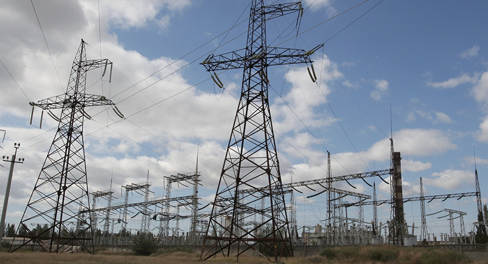 Очередные проблемы в аннексированном Крыму: десятки населенных пунктов остались без электричества