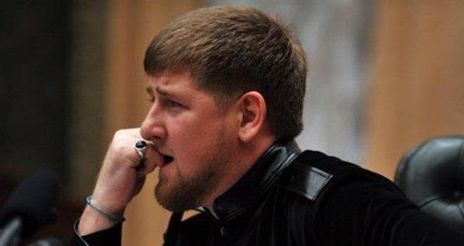 "Кадыров – цепной пес Путина. И если он вдруг отступит от приказа хозяина, его вызывают и…", - Окуева рассказала, почему глава Чечни всегда будет на поводке у президента РФ