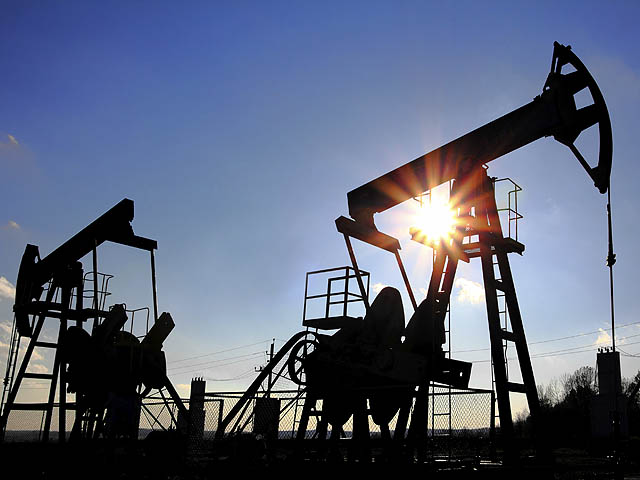 Итоги встречи ОПЕК: страны Персидского залива не дали Венесуэле и Ирану снизить объем добычи нефти