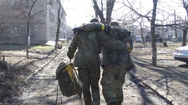 Жители Дебальцево: город превратился в руины, люди выходят из подвалов абсолютно седыми