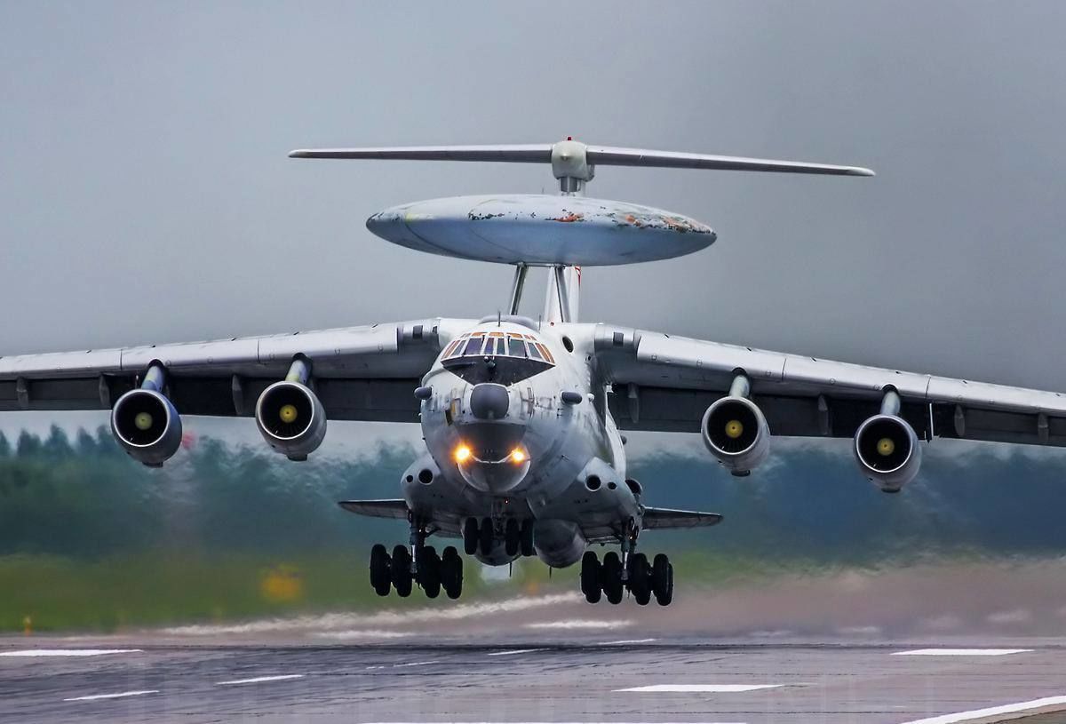 В Мачулищах во время "бавовны" подорвали ДРЛО "А-50": "Самолет уже никуда не полетит"