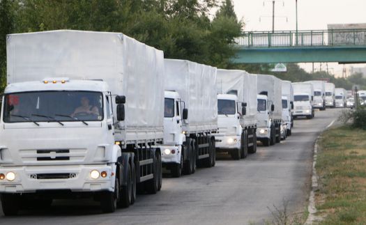 Геращенко: До Луганска доехали первые 10 машин с украинской гуманитаркой
