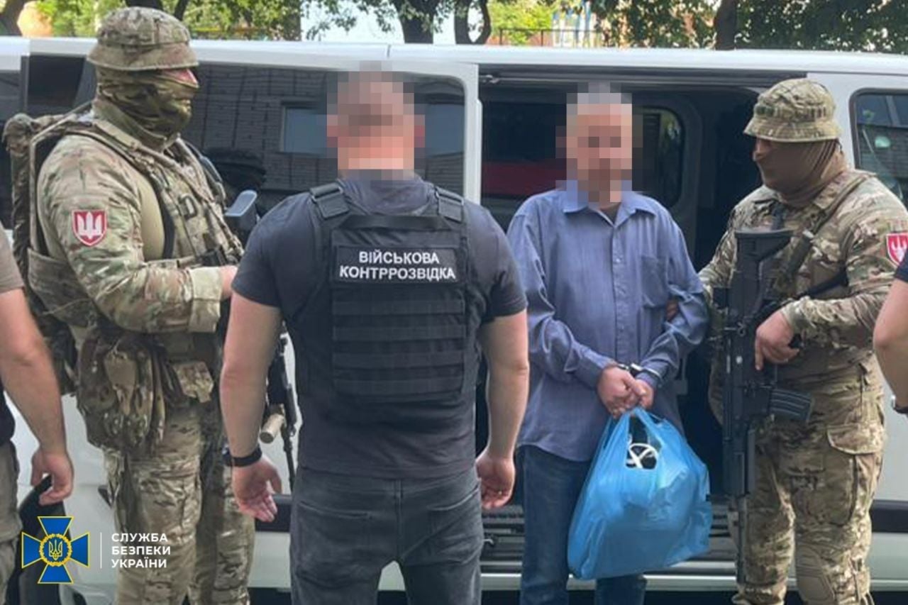Дезертиры и ранее судимые украинцы помогали оккупантам регистрировать Starlink – СБУ задержала 8 человек