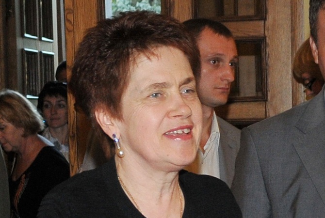 Людмила Янукович открывает магазины в аннексированном Севастополе: "Батя, я стараюсь"