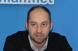 Ярош напрямую ведет переговоры с Порошенко и Грицаком, - Тарасенко