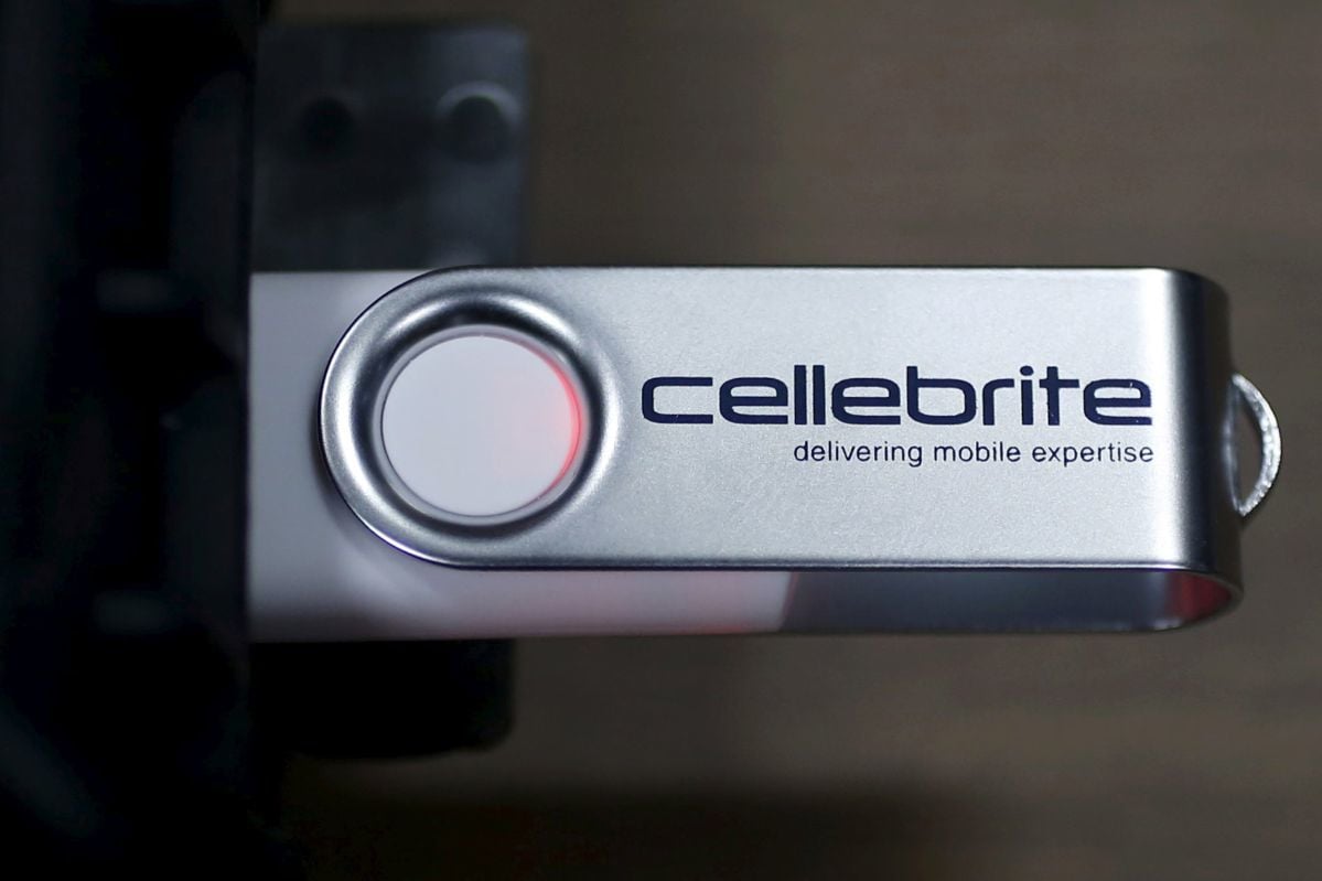 ​Израильские технологии Cellebrite помогли ФСБ взламывать телефоны оппозиции - The Guardian