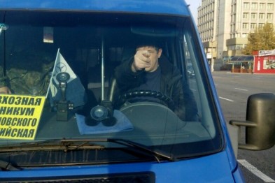 В Запорожье водитель автобуса, чтобы не везти бойца АТО, пошел на обман и хамство