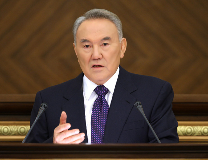 Назарбаев о ЕАЭС: кто хочет создавать Советский Союз, у того вообще нет мозгов