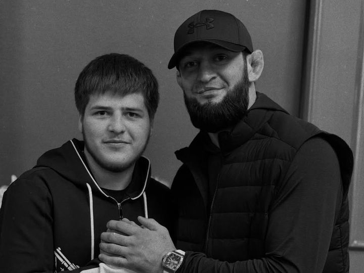 В ДТП с кортежем сына Кадырова погиб человек - СМИ узнали новые детали аварии в Грозном