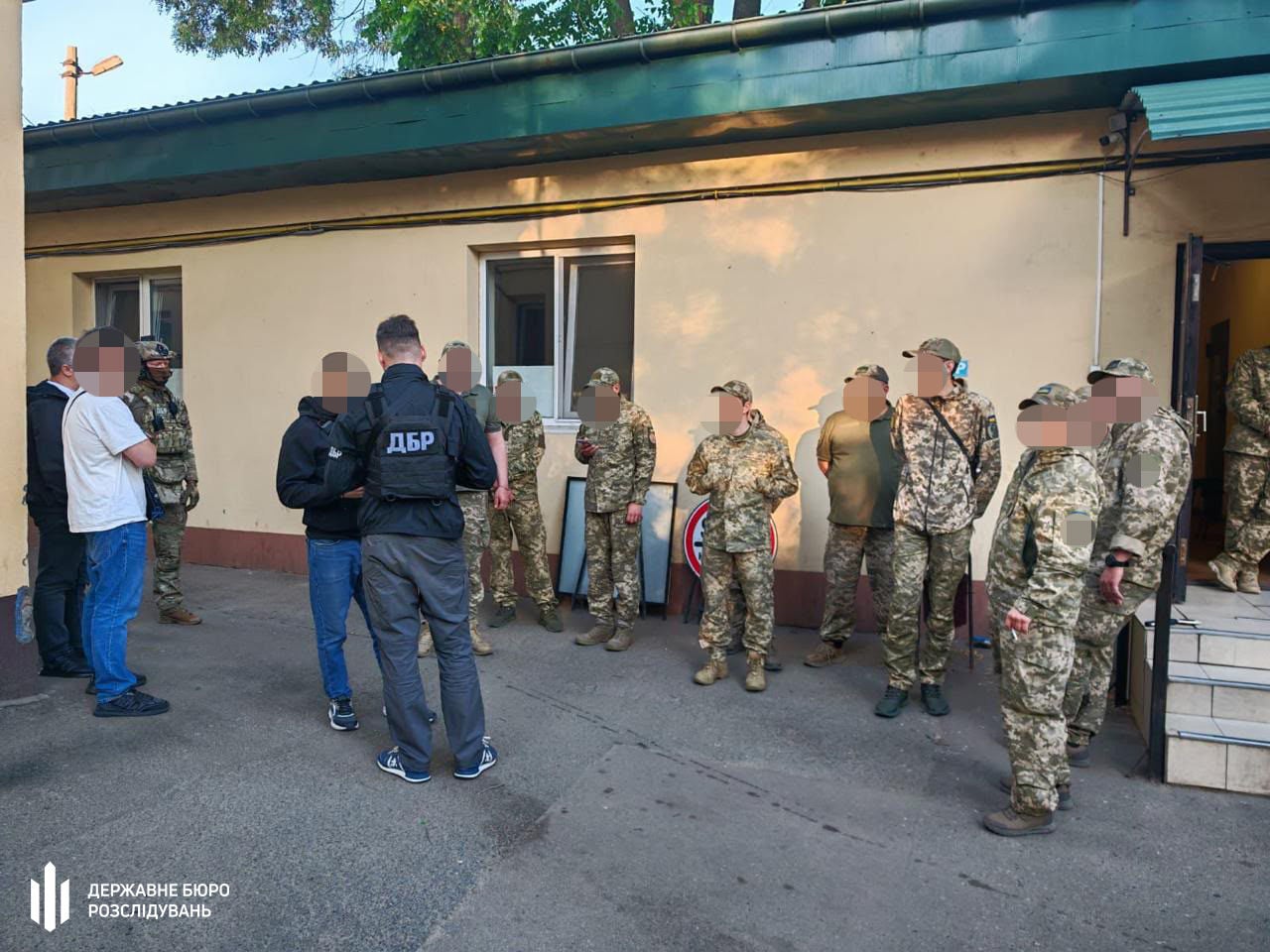 В Одессе суд по делу ГБР отправил сотрудников ТЦК за решетку за пытки и лишение свободы