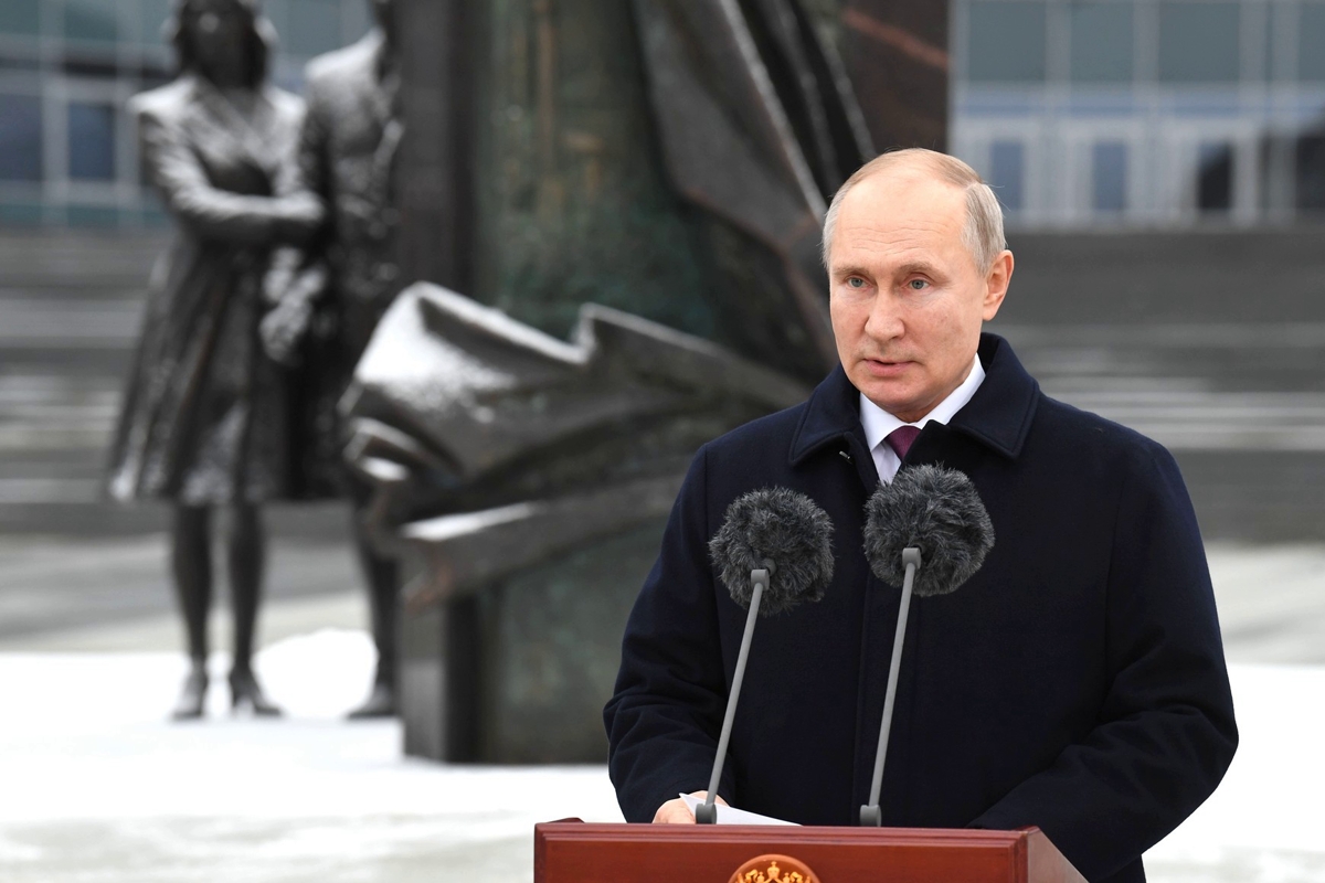 ​Путин приказал СВР усилить рубежи России: "Есть риски тлеющих конфликтов"