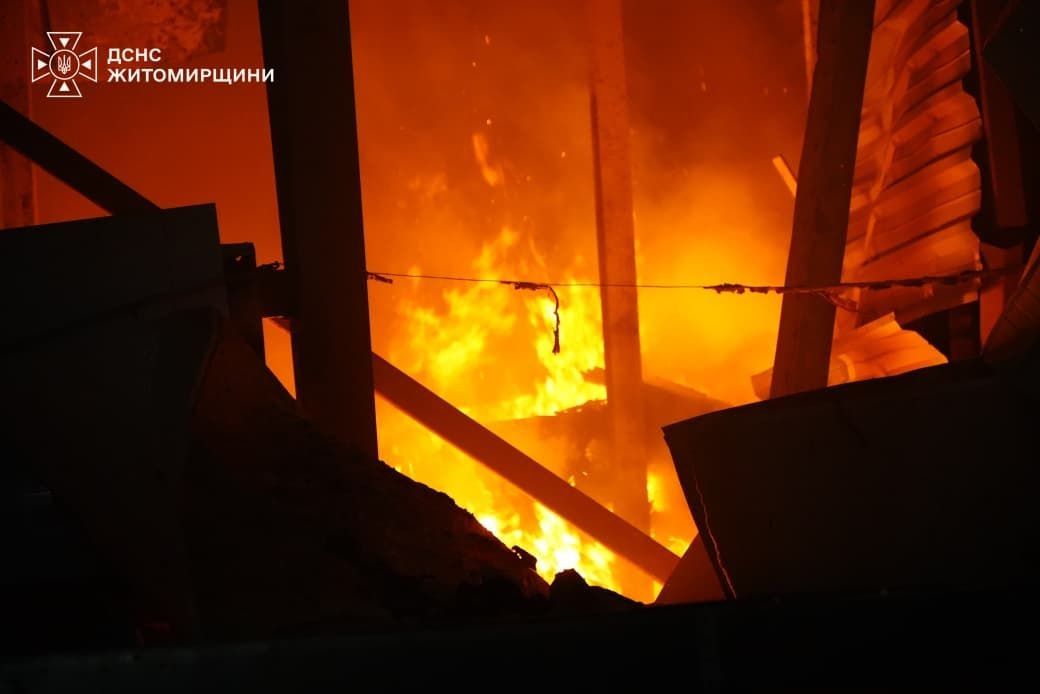 Последствия террора РФ в 7 регионах Украины: бушуют пожары, разрушены жилые дома, есть жертвы