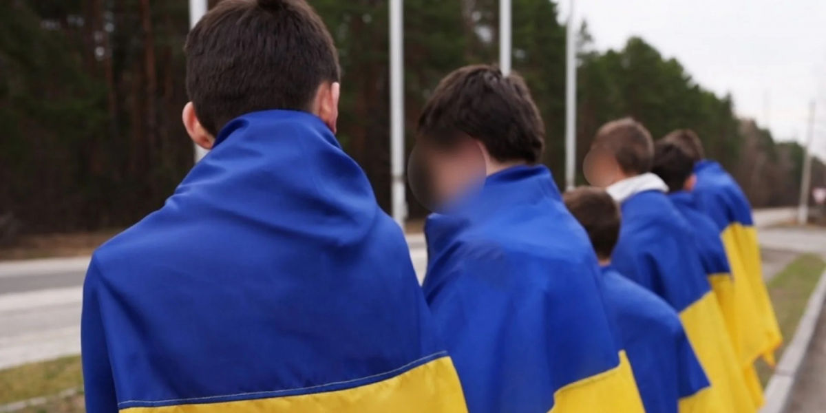 Украина вернула 15 детей и подростков с ВОТ, переживших угрозы и давления оккупантов