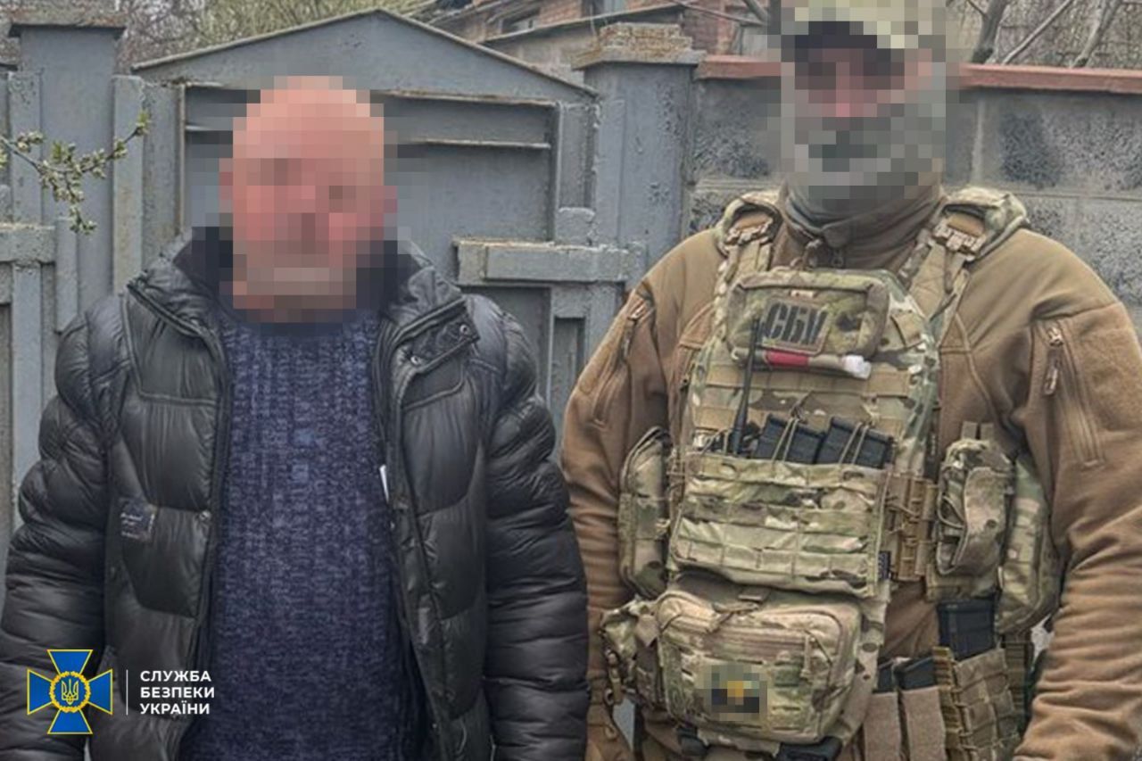 СБУ задержала шпиона ФСБ: передавал разведданные о ВСУ в Славянске и Краматорске через "связную"