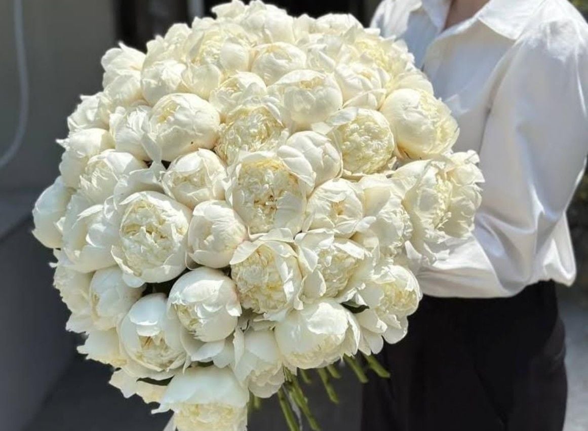 Как поздравить родных в Молдове на расстоянии - доставка цветов онлайн