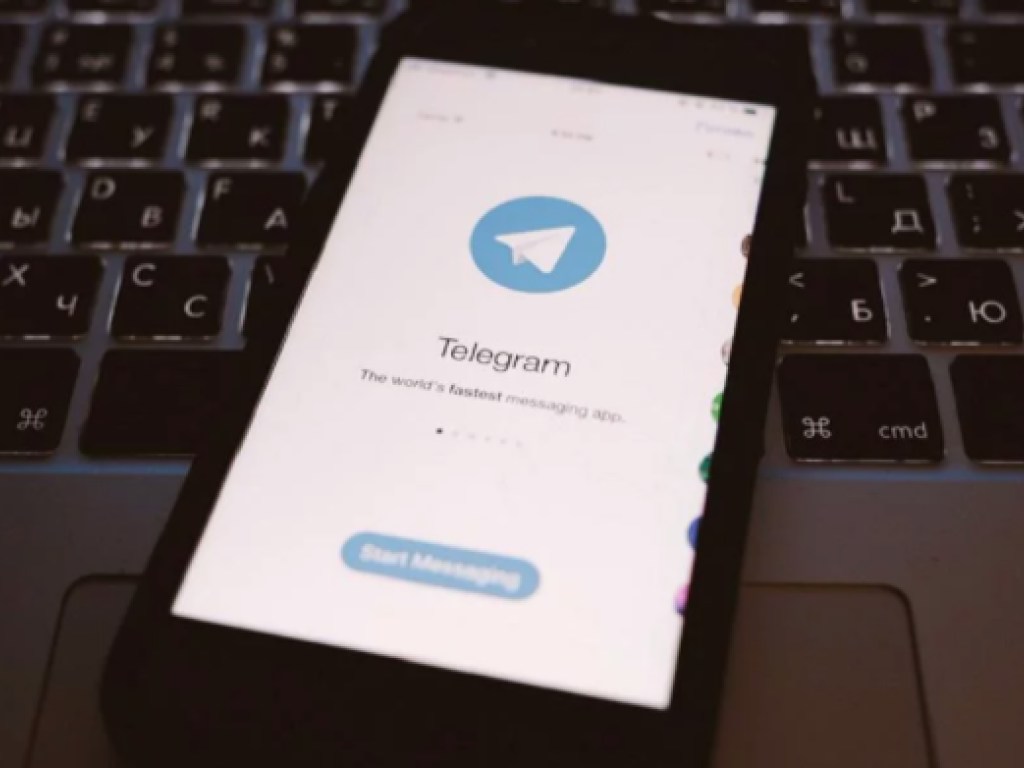 СМИ узнали, как "Слуга народа" реагирует на "сливы" Telegram-каналов