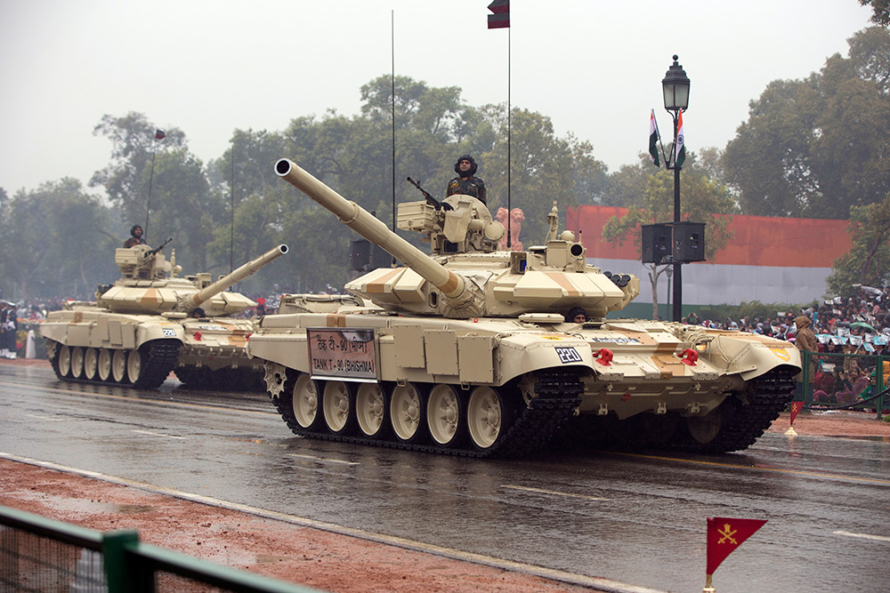 На военном параде в Индии Обама ознакомился с российским вооружением 