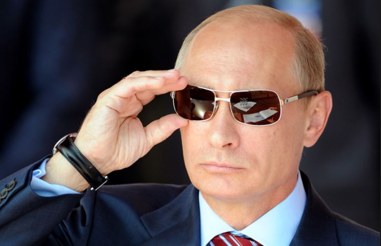 Российские СМИ: "Вьетнамское хладнокровие разведчика Путина" спасло президента России от страшных последствий - полный текст
