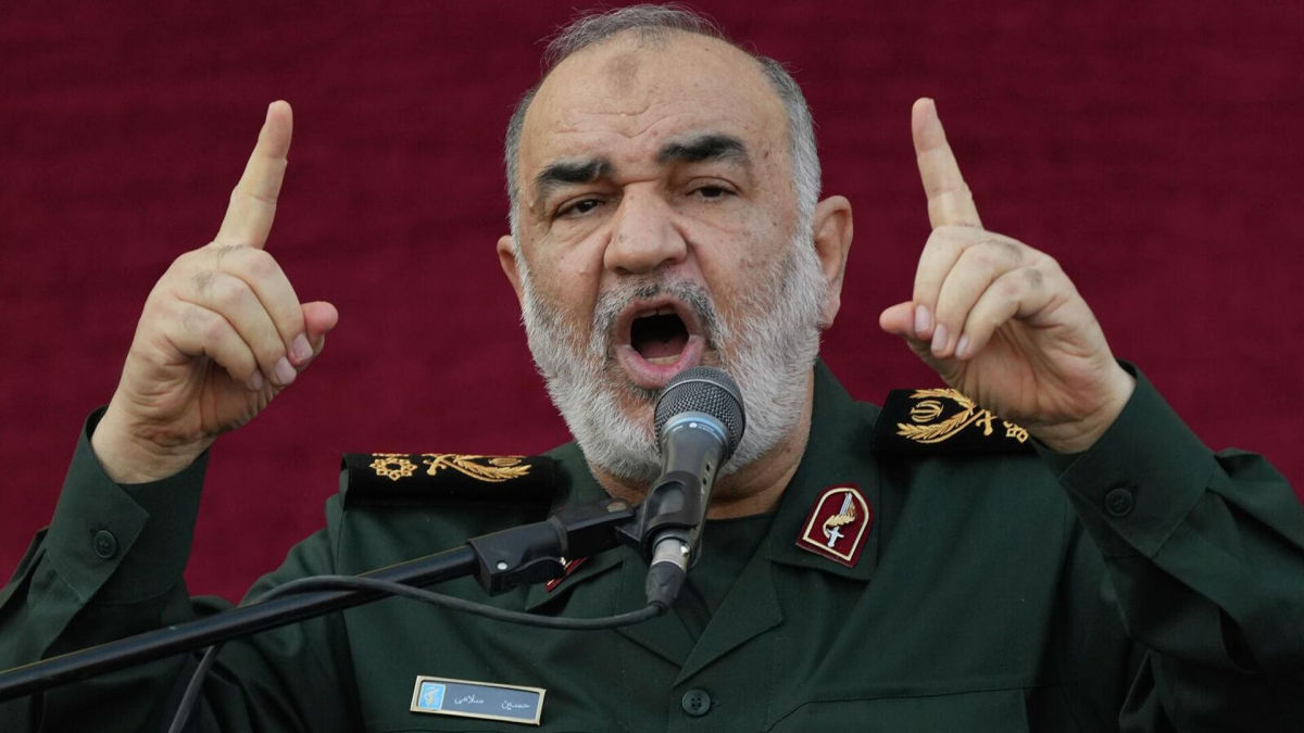 Иран подтвердил ликвидацию Израилем четырех советников КСИР и угрожает ответом