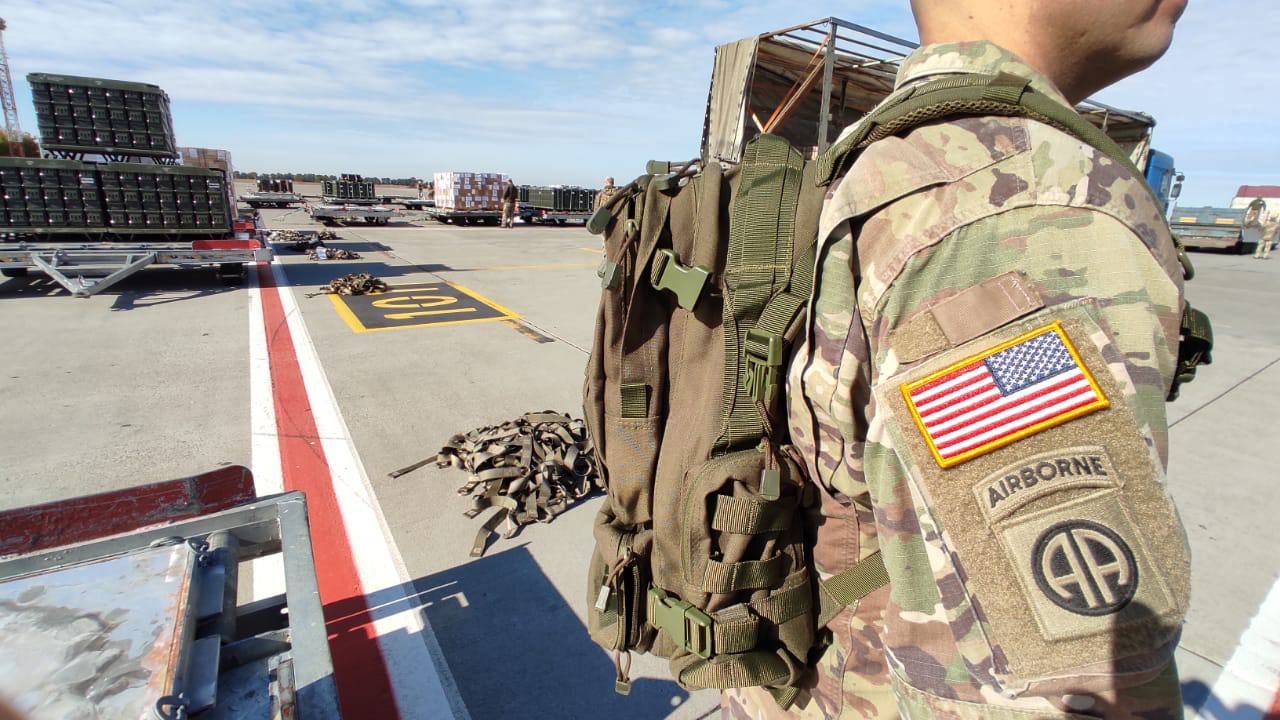 Україна обговорює зі США отримання "афганської зброї"