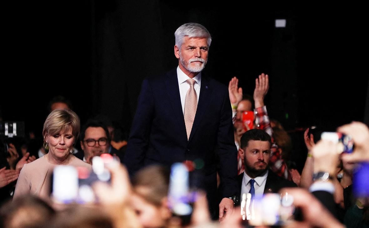 Выборы в Чехии: Земана в президентском кресле сменит экс-генерал НАТО 