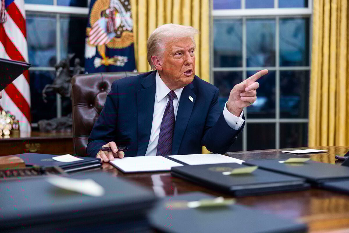 Трамп спрогнозировал аннексию Гренландии и подтвердил посягательства на Канаду