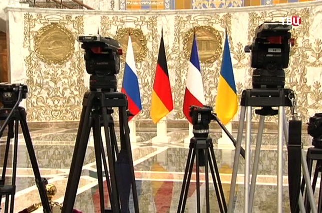 СМИ: Украина примет участие в "нормандской встрече" для деэскалации – озвучены требования к России