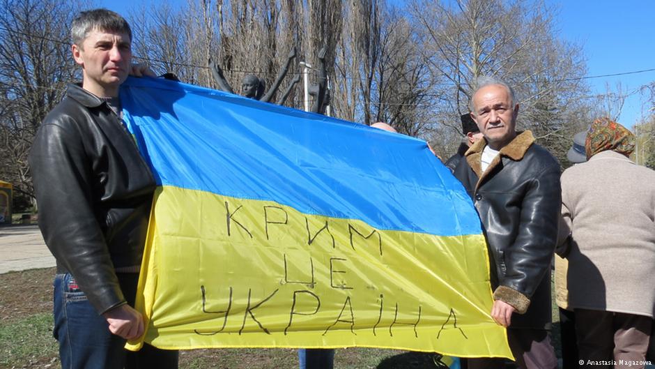 "Это очередной удар по украинцам Крыма, это выжимание их из полуострова", - эксперт прокомментировал "отжим" храма УПЦ КП в Симферополе