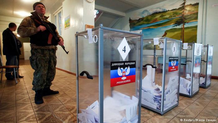Жители "ЛДНР" хотят выборов на Донбассе без участия украинских партий - опрос