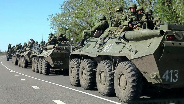 СМИ: В Луганске замечена колонна военной техники из РФ