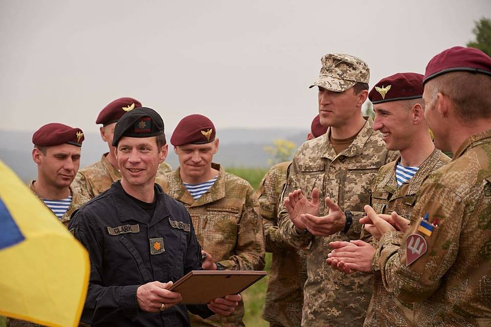 “Заставили меня хотеть быть частью украинской армии”, - майор США Кларк о мастерстве ВСУ на учениях