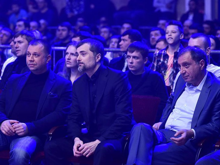 Развлечения "элиты": сбежавший главарь "ДНР" Бородай и Сурков застуканы вместе