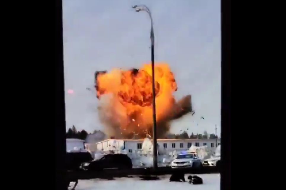 ​"Не БПЛА, а самолет, начиненный взрывчаткой", - Forbes об ударе Украины по заводу "Шахедов"