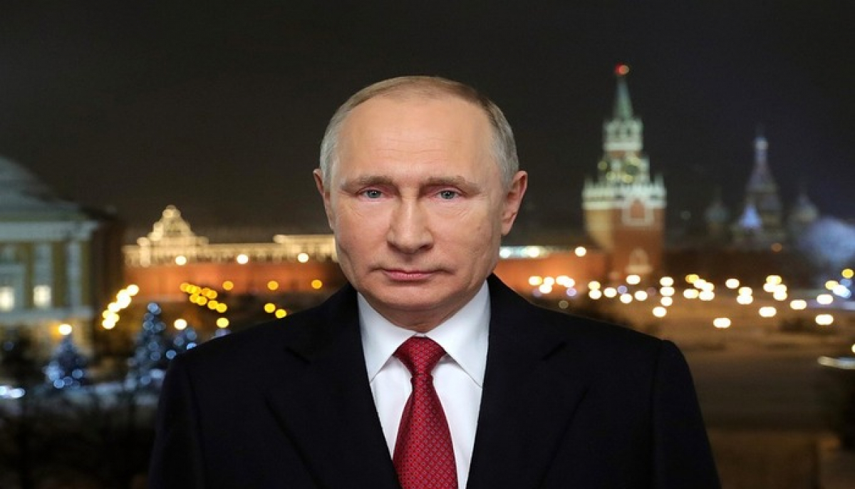 Путин поздравил российский народ с Новым годом: что пожелал президент страны-агрессора