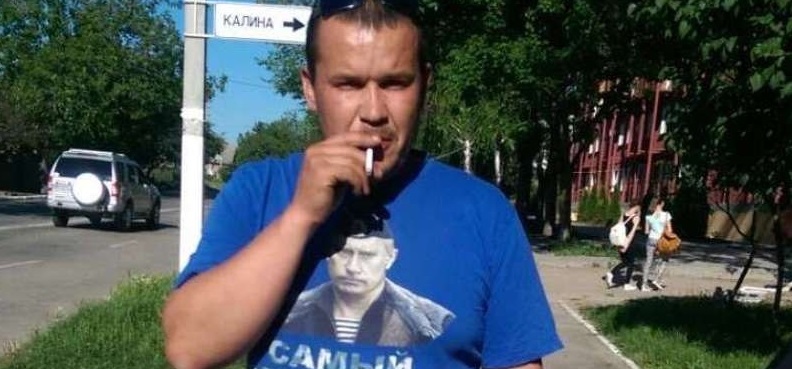 Боец АТО показал "ватнику" под Одессой в провокационной футболке с Путиным, где окажется его "ру****й мир" в конечном итоге: опубликованы фото инцидента в Измаиле