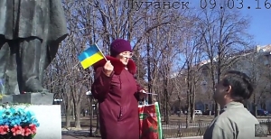 Звери из "ЛНР"  жестоко избили пенсионерку, подвиги которой отметил Порошенко: 75-летняя Анна Ивановна как символ Украины и Донбасса брошена террористами на подвал