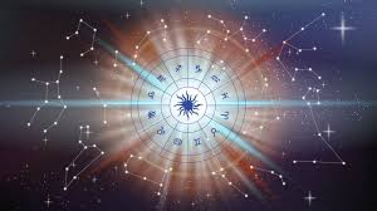 Астролог Володина назвала знаки зодиака, которые разбогатеют в декабре: небеса распечатывают "Ворота Золушки"