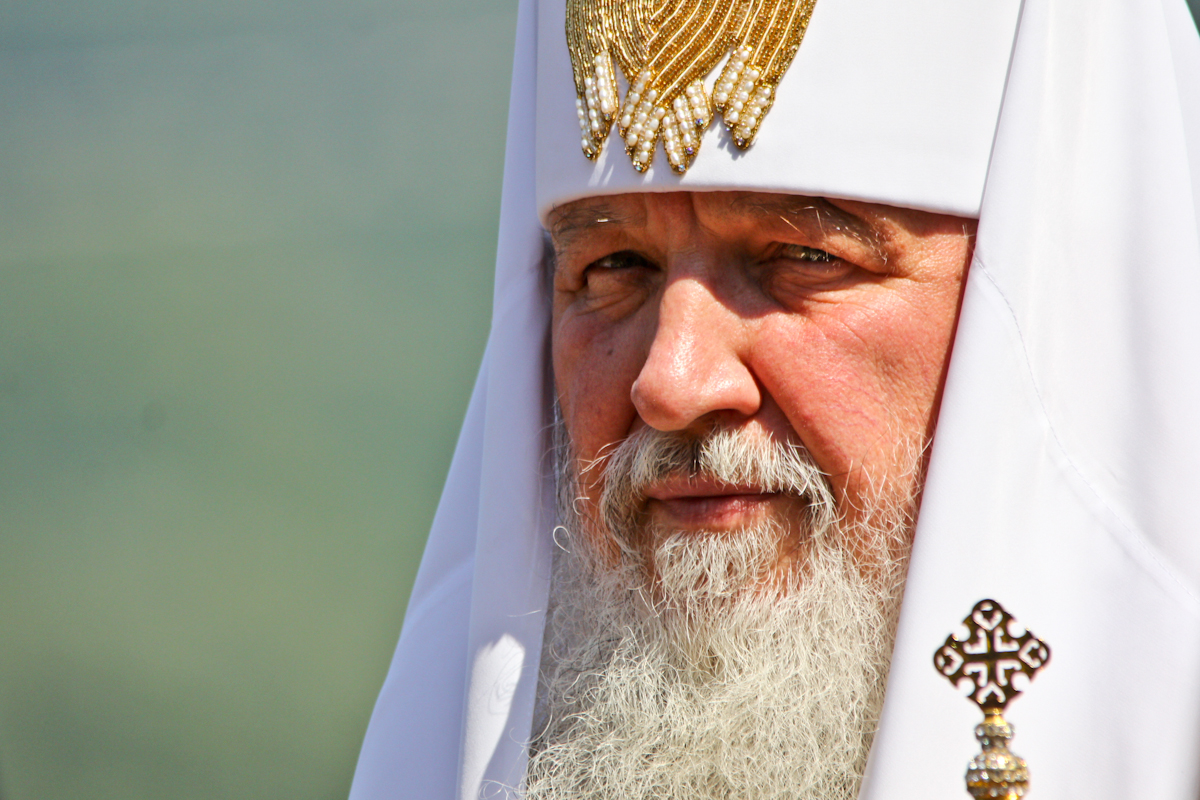 ​Патриарх РПЦ Кирилл с часами за $30 тысяч попросил россиян не верить слухам о его богатстве