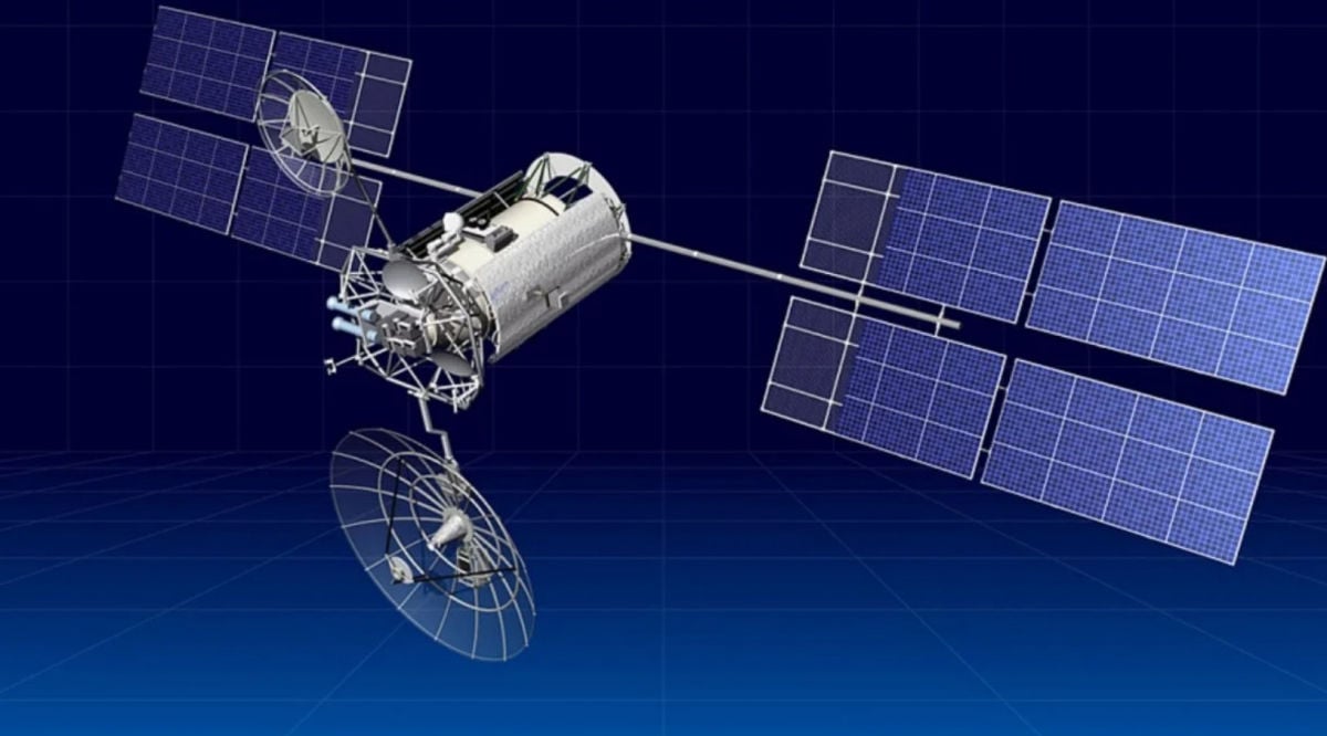 ​Розвідка України впіймала російські супутники на зйомці військових баз США