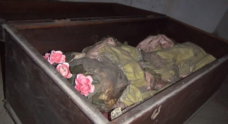 Ужасная находка на юге Италии: ученые решились вскрыть мумию маленькой девочки и рассказать обществу о ее судьбе 