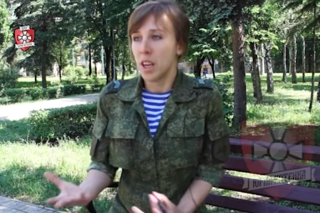 ​Командирша "Востока" жалуется, что Донецк "прозрел": "Нас ненавидят, в форме на люди выйти невозможно", - кадры
