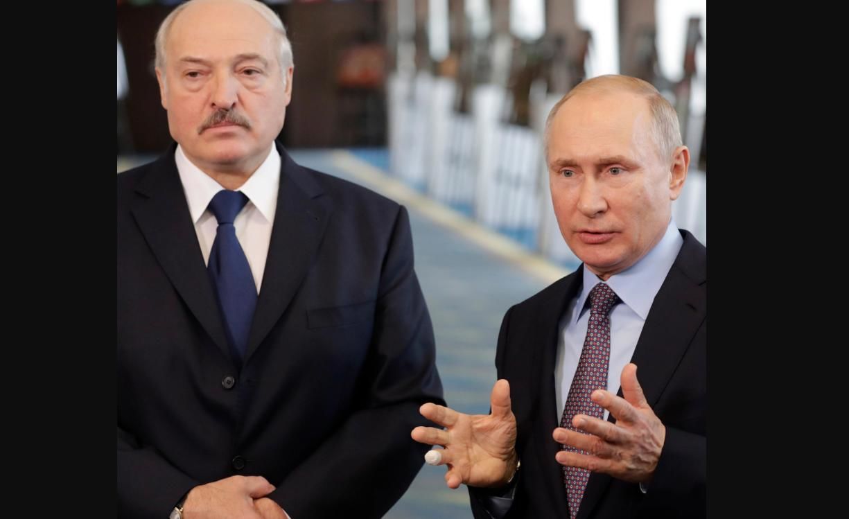 Встреча Путина и Лукашенко в Сочи: соцсети обсуждают деталь на фото