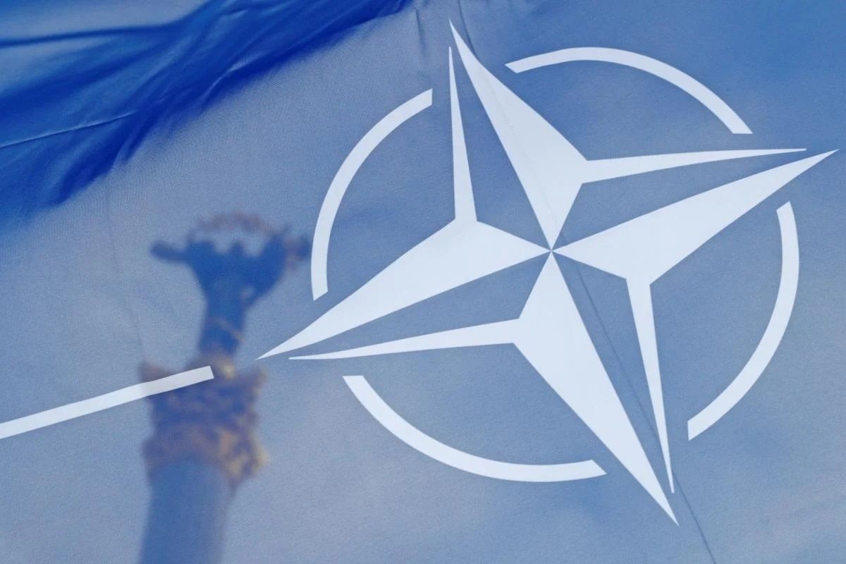 НАТО не будет закрывать небо над Украиной: Германия обозначила риски